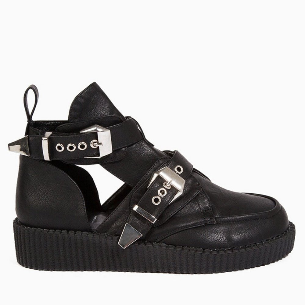 all in flatform boots